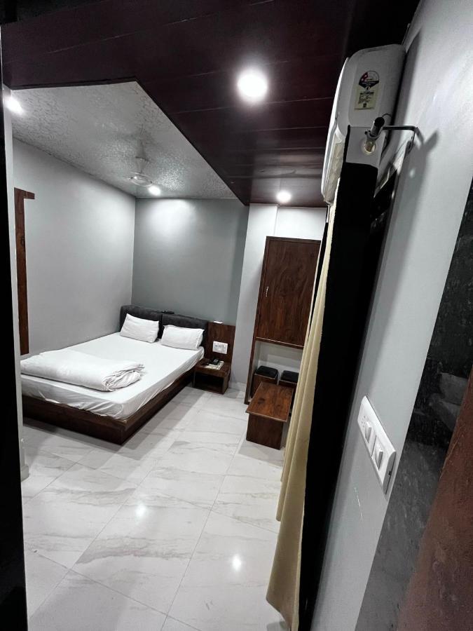 Hotel Shankar Ujjain Zewnętrze zdjęcie